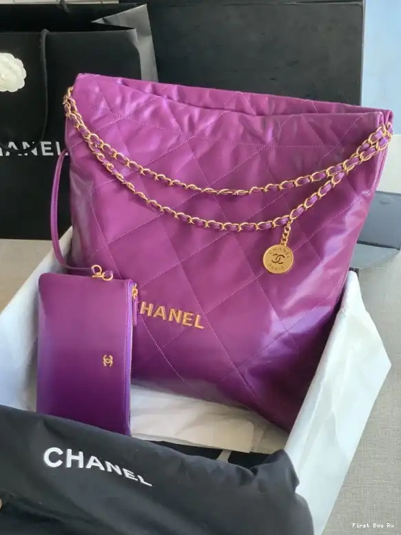 First Bag Ru 22 LARGE HANDBAG CHANEL 0630